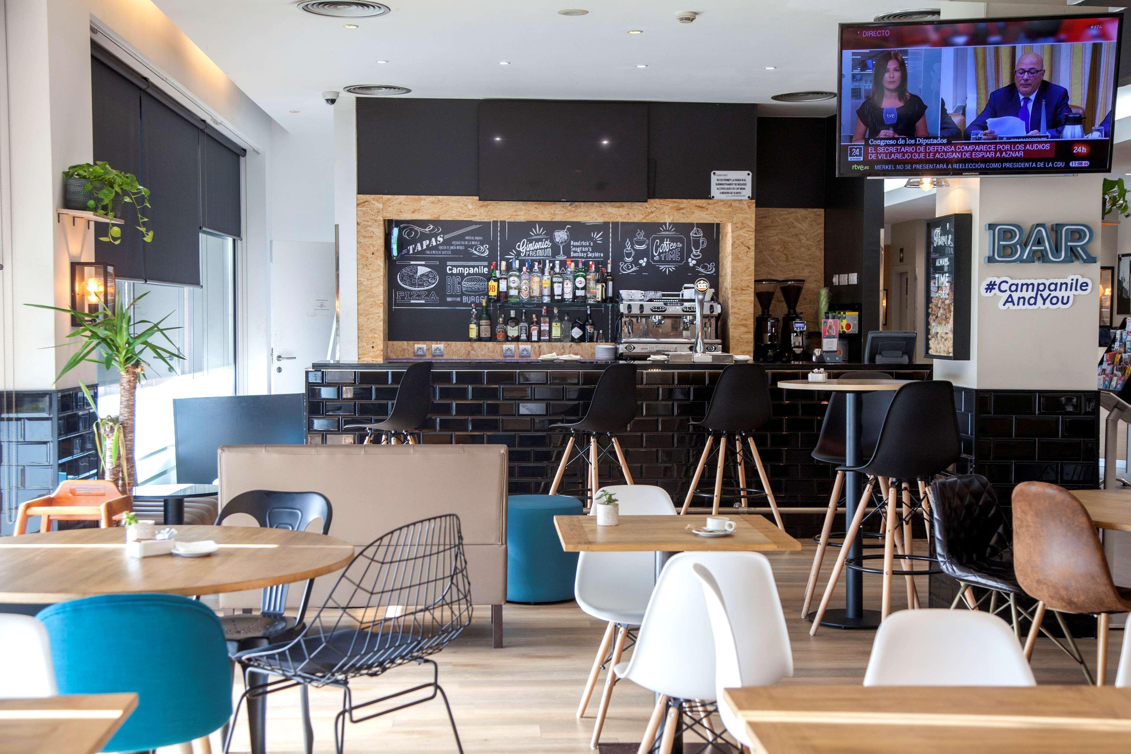 קורנלה דה יוברגאט Travelodge Bcn Cornella Fira מראה חיצוני תמונה