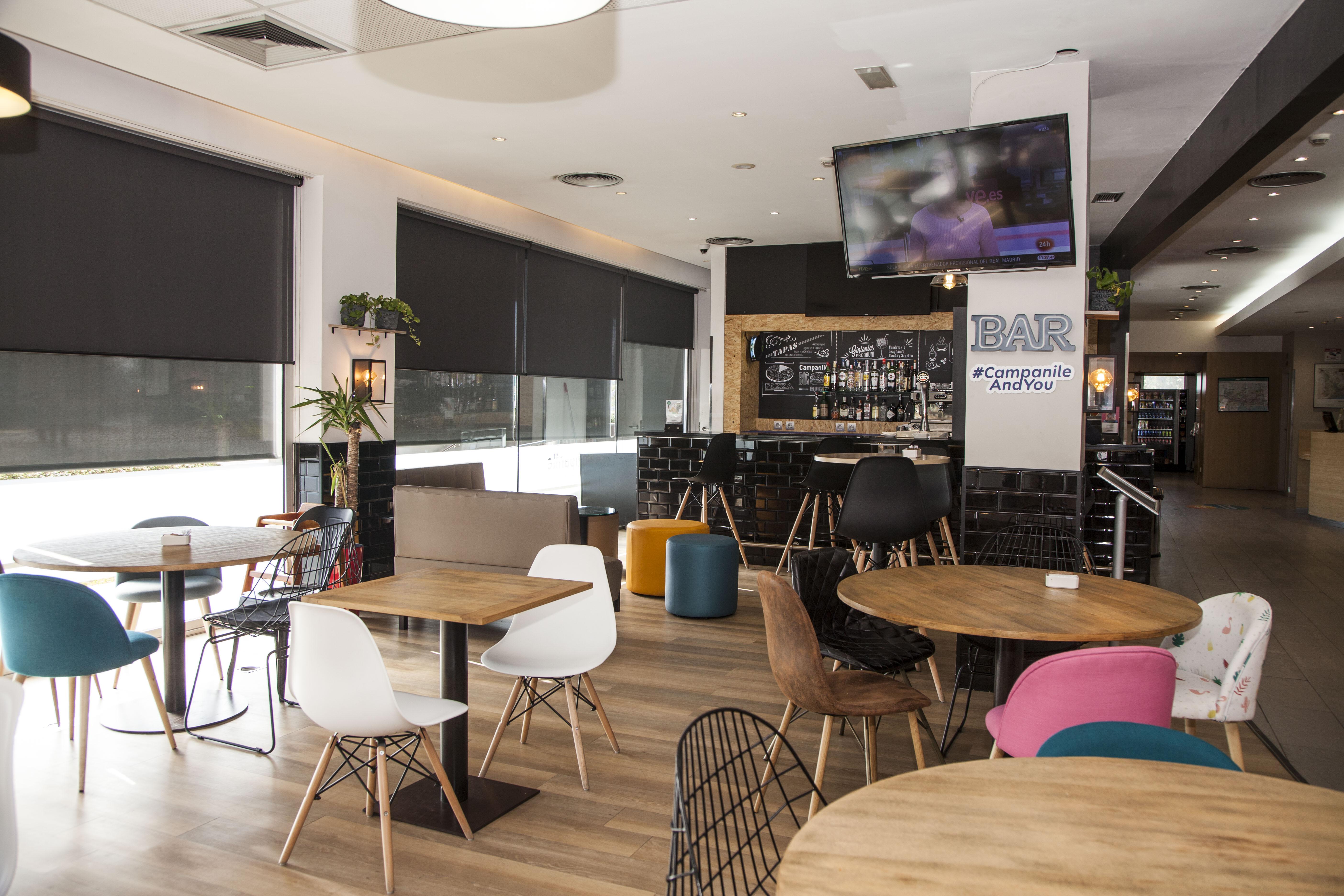 קורנלה דה יוברגאט Travelodge Bcn Cornella Fira מראה חיצוני תמונה